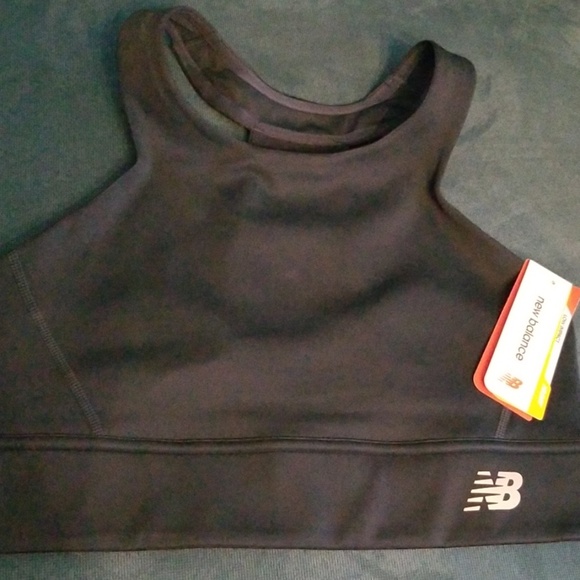 NWT New Balance Release High Neck Sports Bra M - Picture 1 of 3